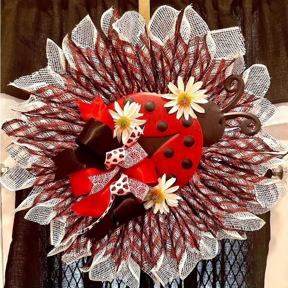 Miss Ladybug Wreath - Picture 2 of 2